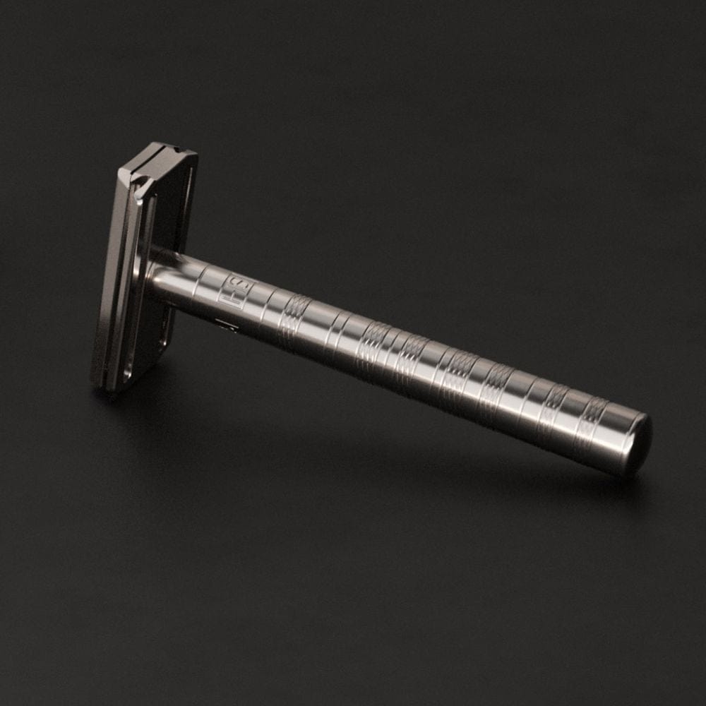 Henson Shaving Ti22 Medium DE Safety Razor Titanium – Luxx Brands